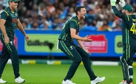Hazlewood’s Timeless Bowling Mastery: Unveiling the Same Ingredients with a Unique Gravy