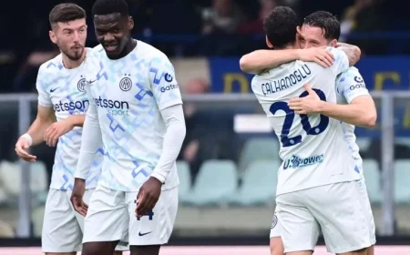 Inter Secures Dramatic 2-1 Victory Against Verona with Last-Minute Goal in Serie A Thriller