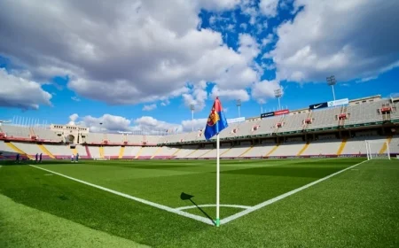 Barcelona Faces Elche in La Liga: Live Match Updates