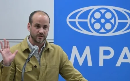 “Elvis Producer Shares Insights on Baz Luhrmann’s Joan of Arc Film and AI”