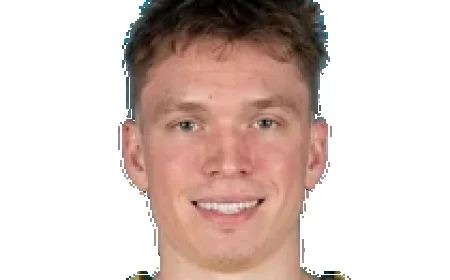 Dalton Knecht Leads with 15 Points Off Bench Wednesday