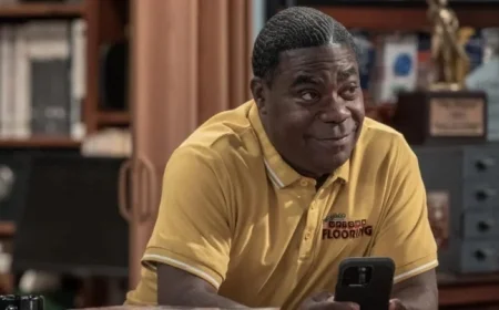 Tracy Morgan’s ‘Crutch’ Shines with Strong Cast and Heartfelt Humor