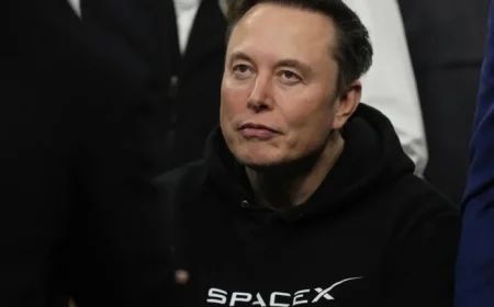 Elon Musk Unveils Grokipedia to Challenge Wikipedia’s Dominance