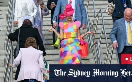 Stewards Dismiss Race 1 Protest as Vibrant Fans Gather for Melbourne Cup 2025