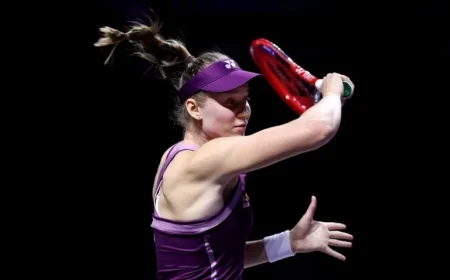 Jessica Pegula Defeats Coco Gauff in WTA Finals Round-Robin Match