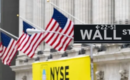 Stock Market Opens November Mixed; Palantir Gains, Buffett’s Berkshire Increases Cash