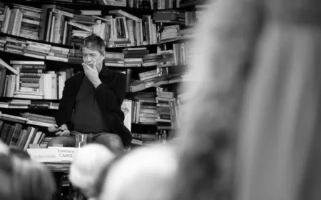 Emmanuel Carrère and Laurent Mauvignier Lead the Race for the Prestigious Prix Goncourt