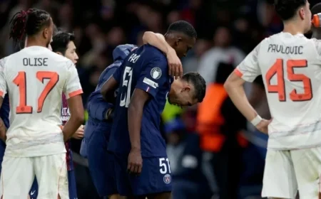 PSG’s Hakimi Reduced to Tears After Intense Díaz Tackle