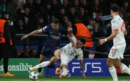 Red Card for Díaz in Aggressive South American Tackle