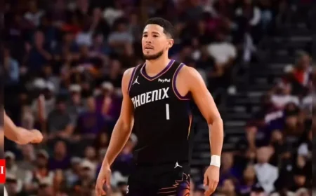 Devin Booker on Loyalty to Suns, Echoing Stephen Curry’s Warriors Commitment
