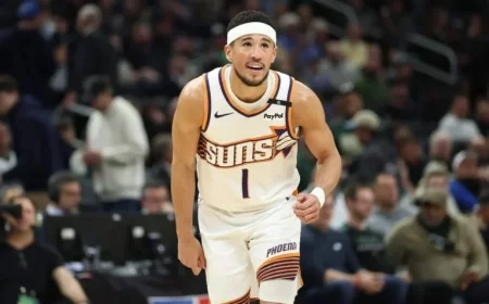 Devin Booker Aims to Spend Entire Career with Phoenix Suns