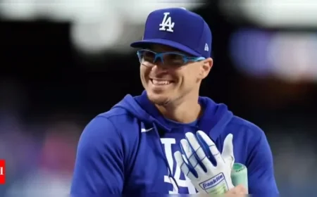 Miguel Rojas Responds to Kike Hernandez’s Viral Post After Dodgers’ World Series Win