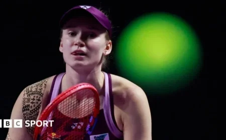 Elena Rybakina Sweeps WTA Finals Group, Defeats Ekaterina Alexandrova