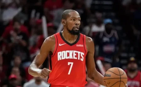 Kevin Durant Thrives as Veteran Leader for Young Rockets Team