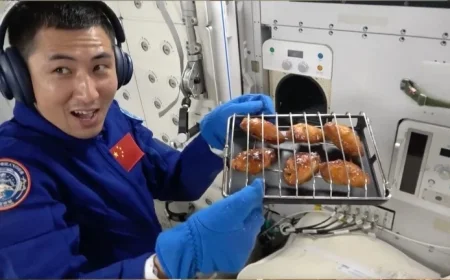 Chinese Astronauts Host Historic Space BBQ in Tiangong’s New Oven Video Captures Milestone