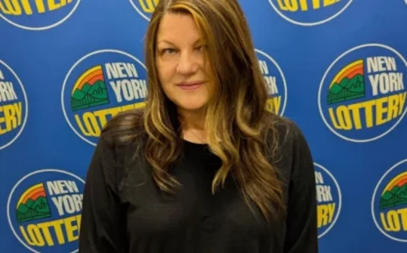 N.Y. Lottery: Woman Wins $1M Scratch-Off, Receives Lump Sum Payment