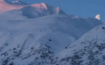 Seward Highway Braces for Up to a Foot of Snow in Turnagain Pass