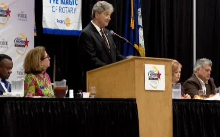 Kennedy Proposes Bills to Halt Lawmakers’ Pay Amid Government Shutdown