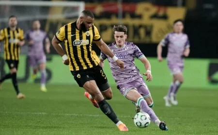 Live Updates AEK Athens vs Shamrock Rovers in UEFA Conference League Showdown