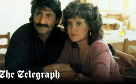 Pauline Collins Shines as Shirley Valentine, the Escaping Housewife in Greece