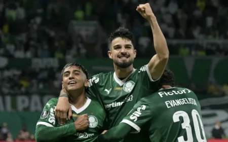 Palmeiras vs. Santos: Starting Lineup and Key Absences Revealed (11/06/2025)