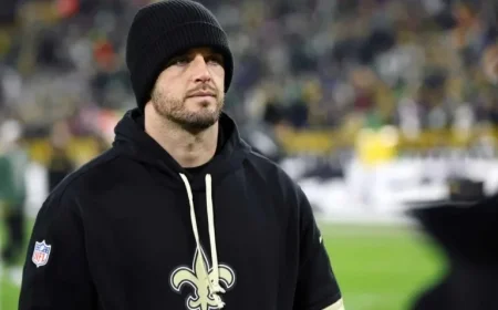 Derek Carr Teases Possible Retirement with Raiders