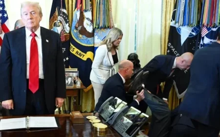 Lawrence O’Donnell Claims Photo of Trump Guest Collapsing in Oval Office Symbolizes His Administration