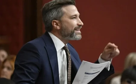 Québec Solidaire Leadership Candidates Face Off in a Calm Final Debate to Succeed GND