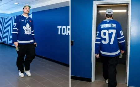 Matthews Honors Thornton Following Induction into Hockey Hall of Fame