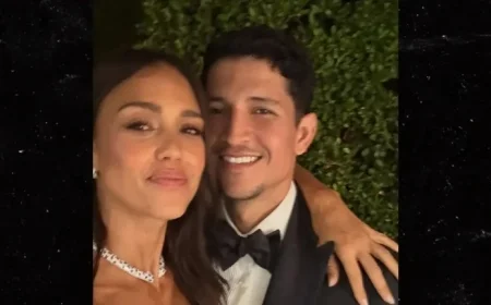 Jessica Alba and Danny Ramirez Share Sweet Selfies from Luxurious Date Night