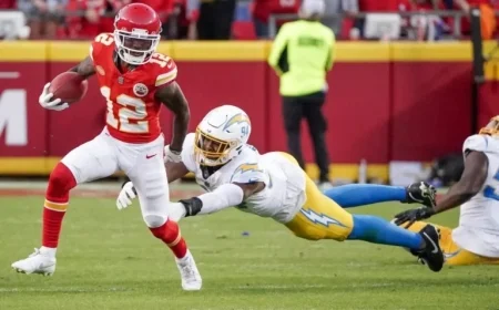 Bills Add WR Mecole Hardman to Practice Squad