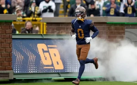 Packers Receivers’ Injuries Raise Doubts Ahead of Eagles Matchup