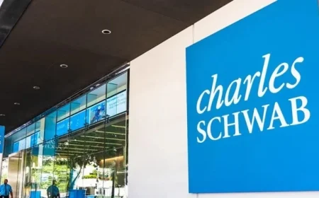Schwab Urges Clients to Reset Login Credentials for Data Security