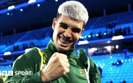 Carlos Alcaraz Triumphs over Taylor Fritz in Dramatic ATP Finals Comeback