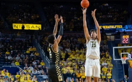 Aday Mara Shines as Michigan’s Leading Big Man