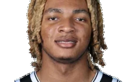 Noah Clowney Shines with 15 Points in Defeat to Minnesota