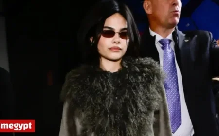 Ariana Greenblatt Welcomes Penny Lane Coat Season