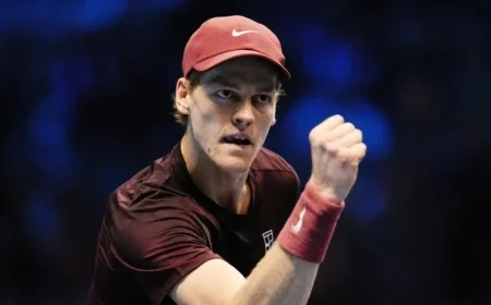 Jannik Sinner Triumphs Over Alexander Zverev to Secure Semifinal Berth at ATP Finals