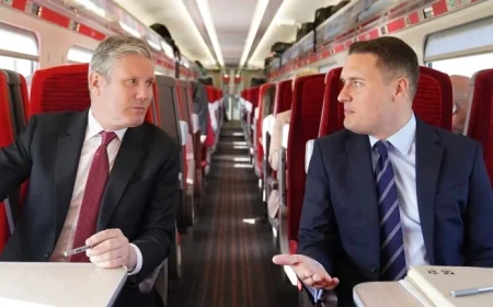 PM Issues Apology to Streeting Amid Controversial ‘Traitors’ Dispute