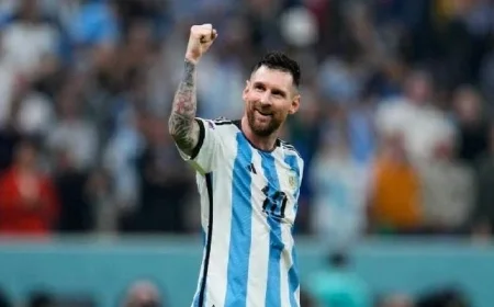 Lionel Messi Steals the Spotlight with Heroic Welcome as 20000 Fans Fill Elche Stadium