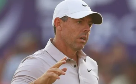 Rory McIlroy Ties for Lead at DP World Tour Championship