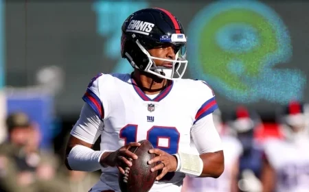 Giants and Packers Deadlocked at 13-13 in Thrilling First Half