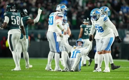 Lions Offense Struggles: Why Dan Campbell Should Rely More on His Defense