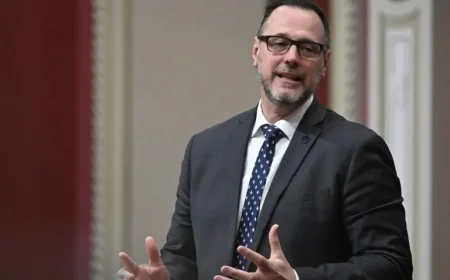 Immigrants Demand Grandfather Clause for Quebec Experience Program