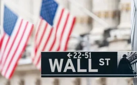 Why You Should Stay Calm Amid Stock Market Fears The Benefits of Choosing XEQT