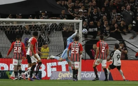 Rafael Criticizes São Paulo’s Mistakes in Classic Match and Emphasizes Four Final Battles for Libertadores Qualification