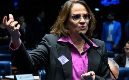 Damares Alves Laments Bolsonaro’s Arrest in Emotional Appeal