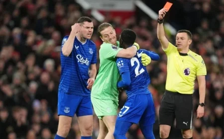 Everton’s Idrissa Gueye Red-Carded for Striking Teammate Michael Keane in Manchester United Clash