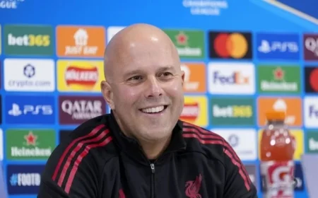 Arne Slot Highlights the ‘Ridiculous’ Defensive Challenges Facing Liverpool