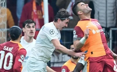 Galatasaray’s Night of Disasters: Red Card Setback, Injuries, and Narrow Defeat